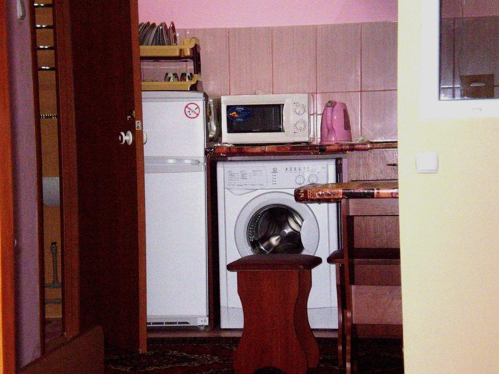 "City Center Chkalov-Sadovaya: Two-Story Wi-Fi House" Mykolaiv Room photo